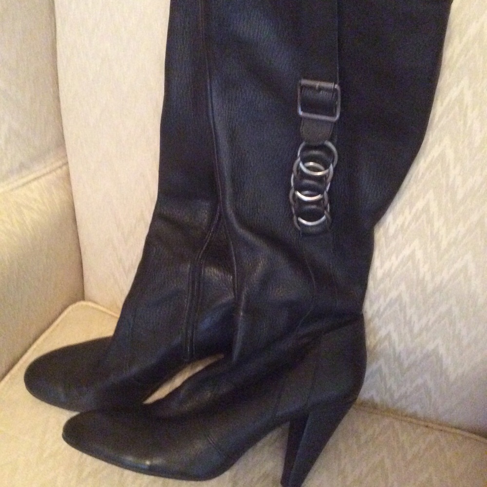 Antonio Melani leather black boots